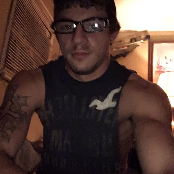 Meet your Posher, Caleb - Picture 1 of 1